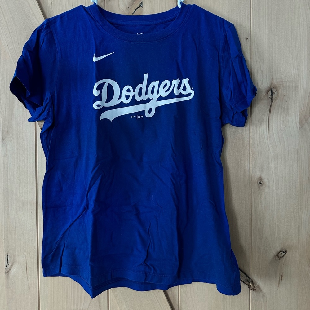 Mookie Betts Dodgers shirt